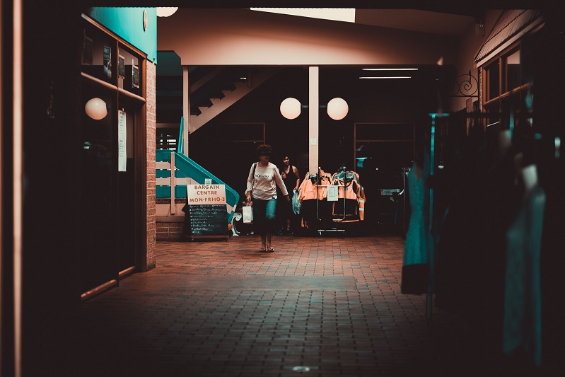 地下室潮濕怎么破？安詩曼除濕機來支招